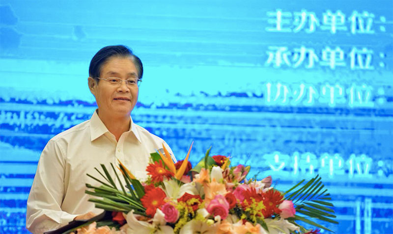 第三屆中國臺州制藥產(chǎn)業(yè)與監(jiān)管高峰論壇,同聲傳譯翻譯.jpg